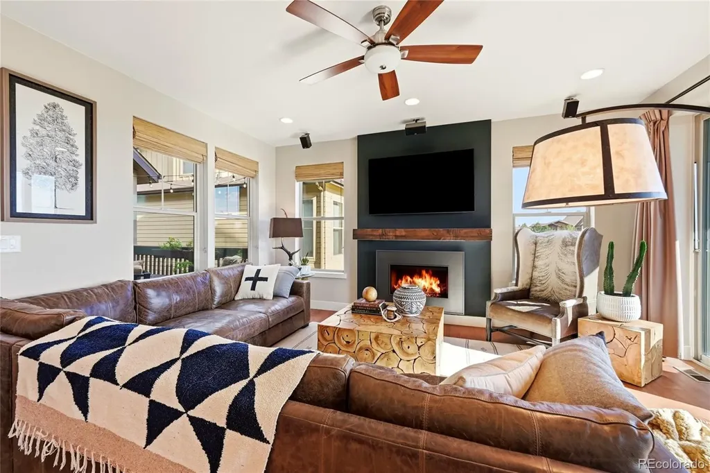 7029 S Buchanan Street Aurora CO 80016