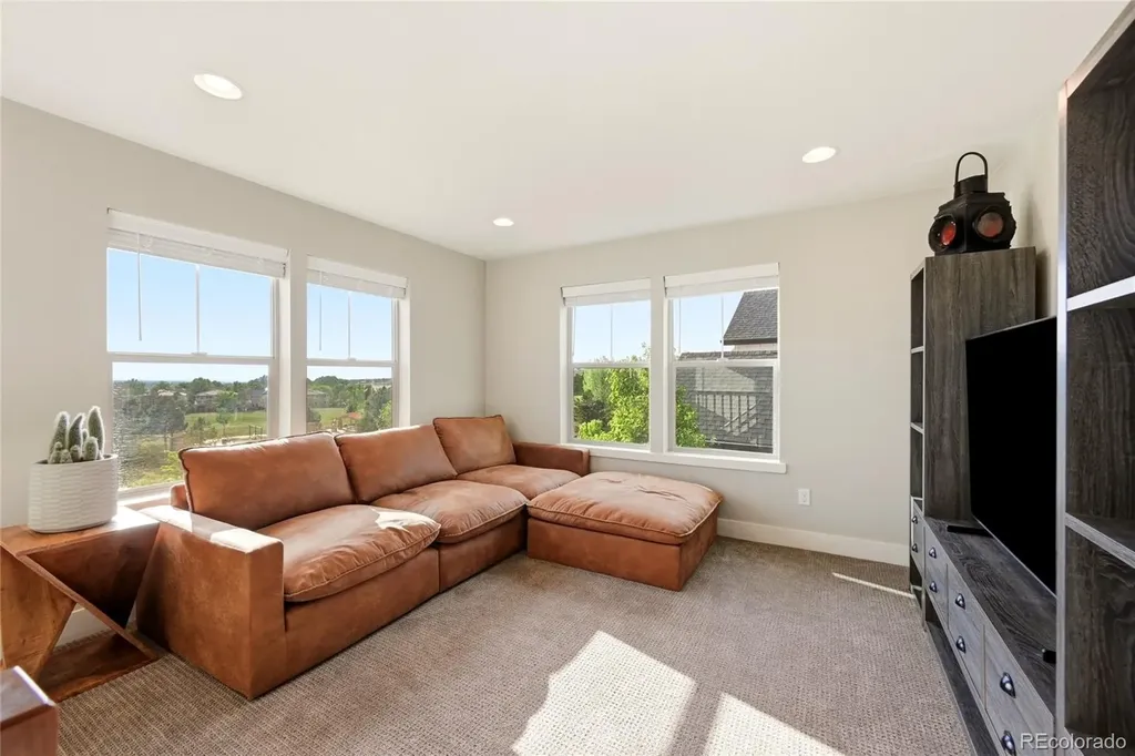 7029 S Buchanan Street Aurora CO 80016