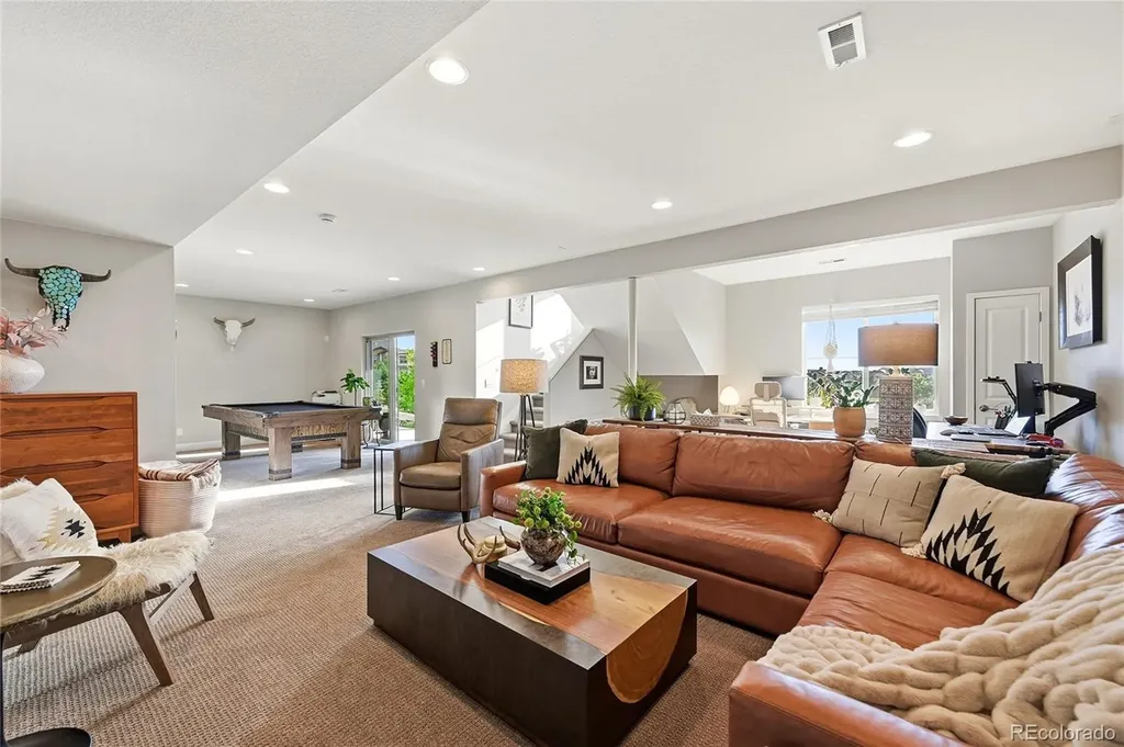7029 S Buchanan Street Aurora CO 80016