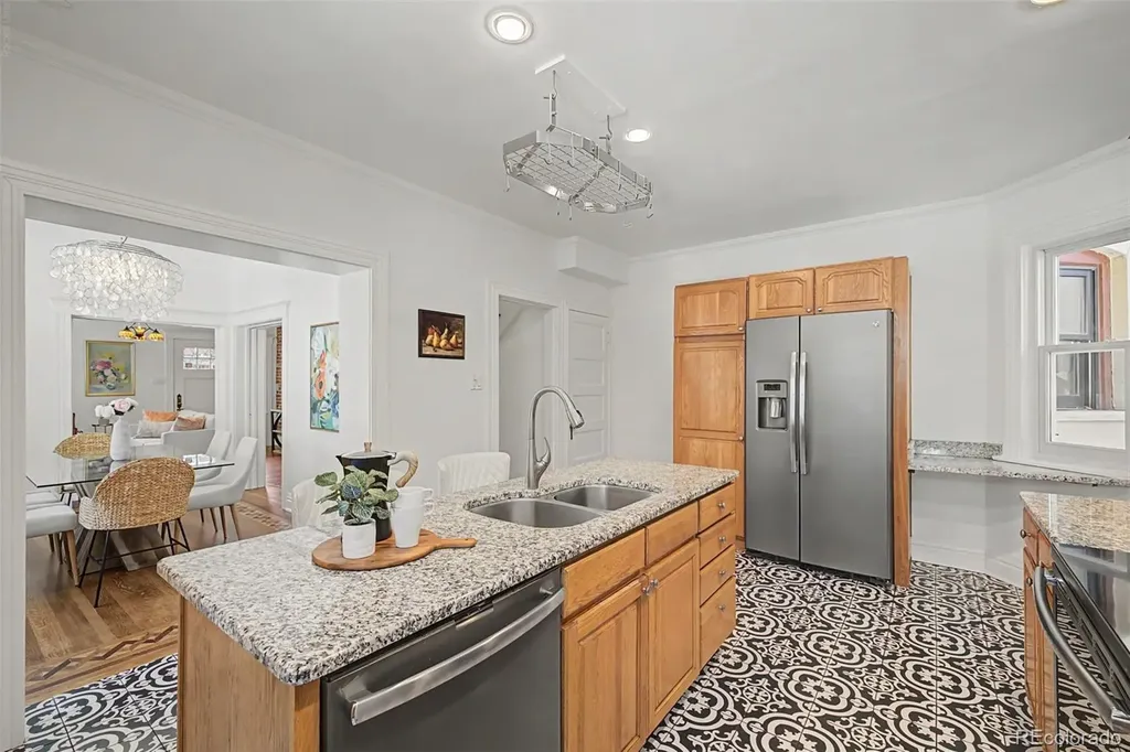 1237 N Pearl Street Denver CO 80203