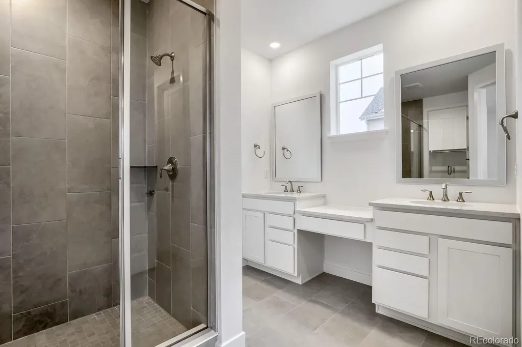 24674 E Kettle Court Aurora CO 80016