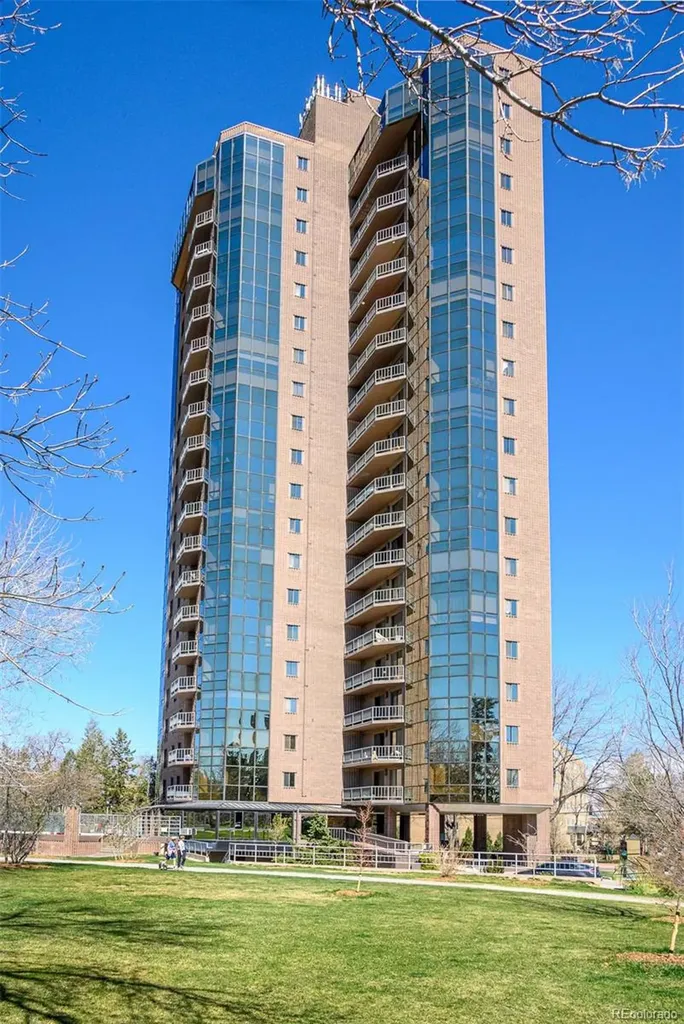 1299 N Gilpin Street Denver CO 80218