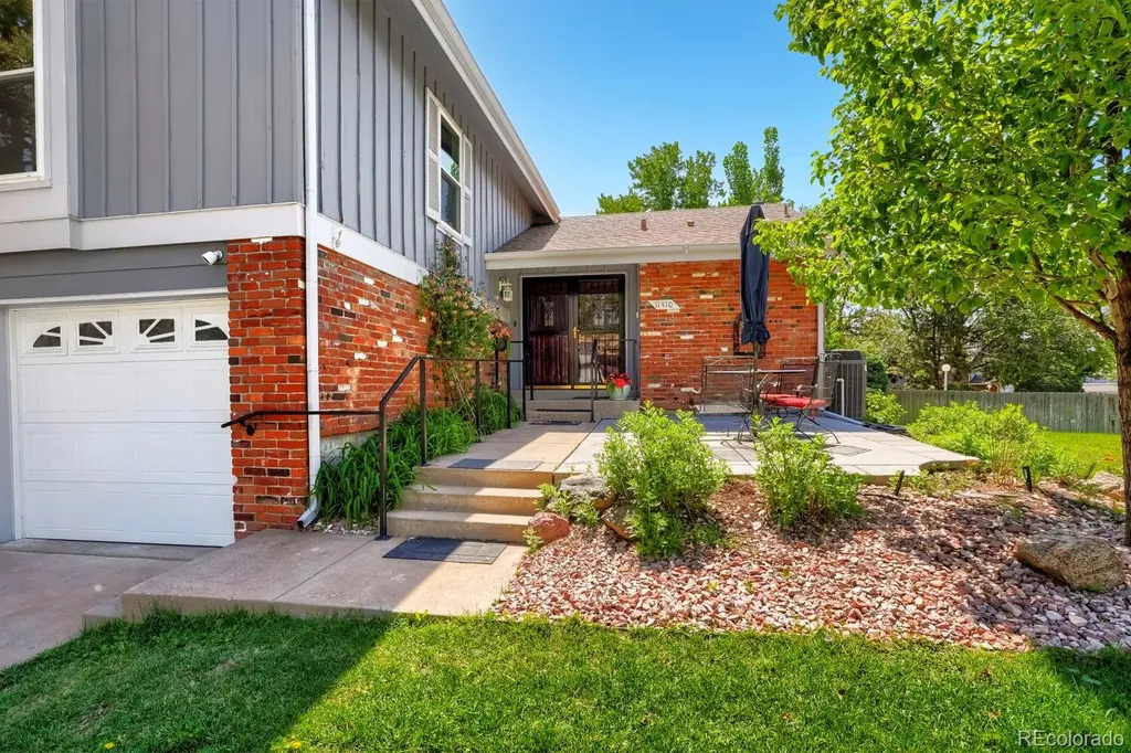 11410 E Bates Court Aurora CO 80014