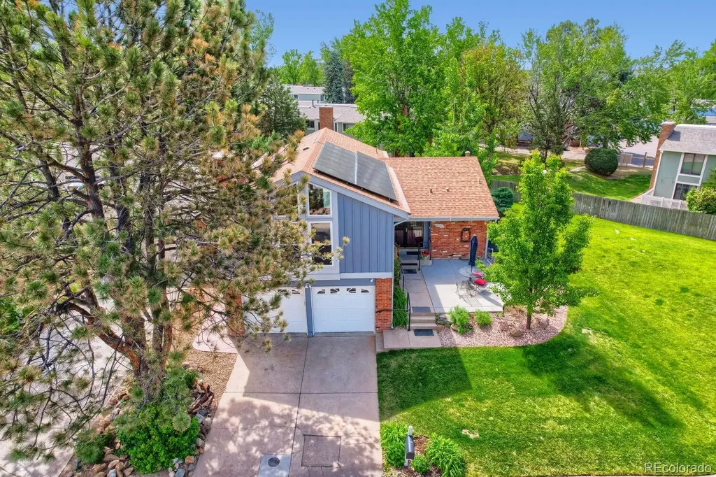 11410 E Bates Court Aurora CO 80014