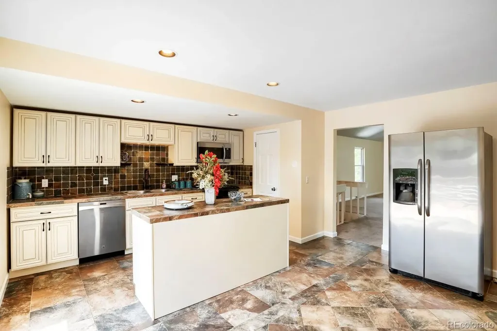 11410 E Bates Court Aurora CO 80014