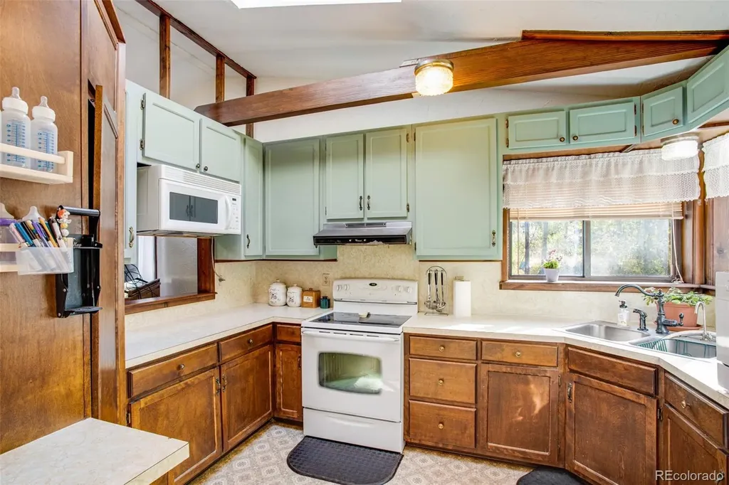 44174 Poudre Canyon Road Bellvue CO 80512