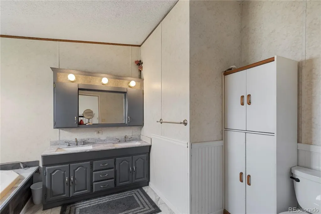 47904 Dartmouth Avenue Bennett CO 80102