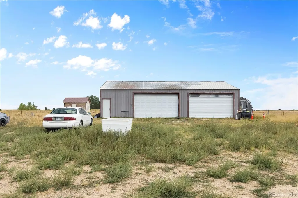 47904 Dartmouth Avenue Bennett CO 80102