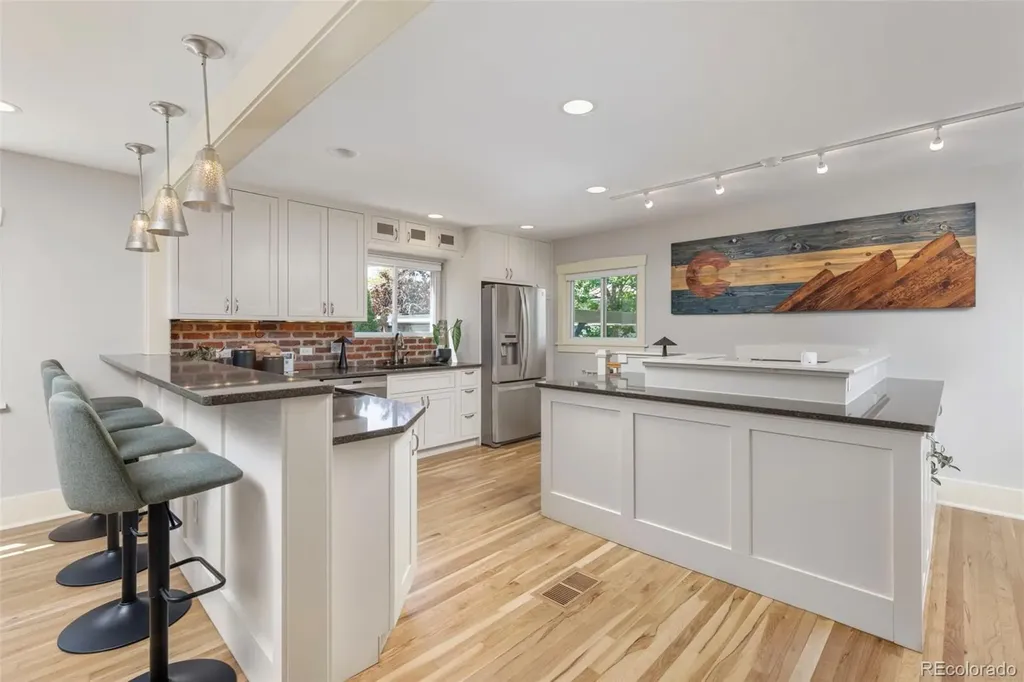 4531 King Street Denver CO 80211