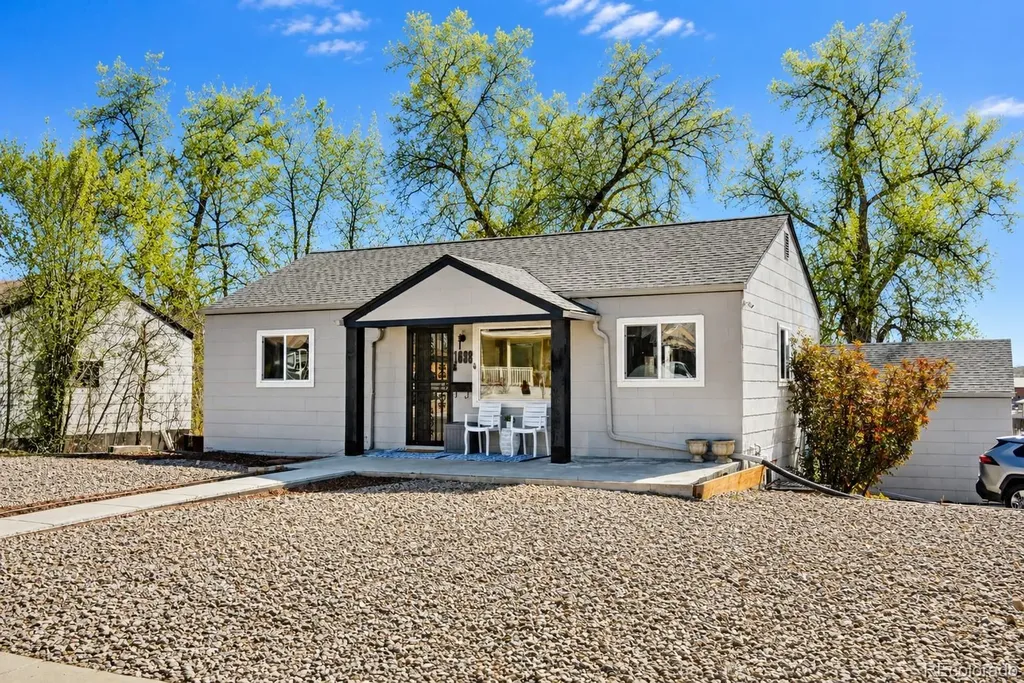 1698 W Hoye Place Denver CO 80223