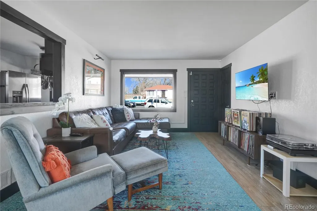 1698 W Hoye Place Denver CO 80223