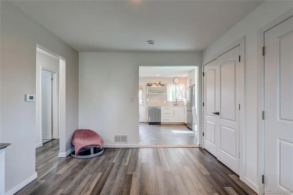 705 Newark Street Aurora CO 80010