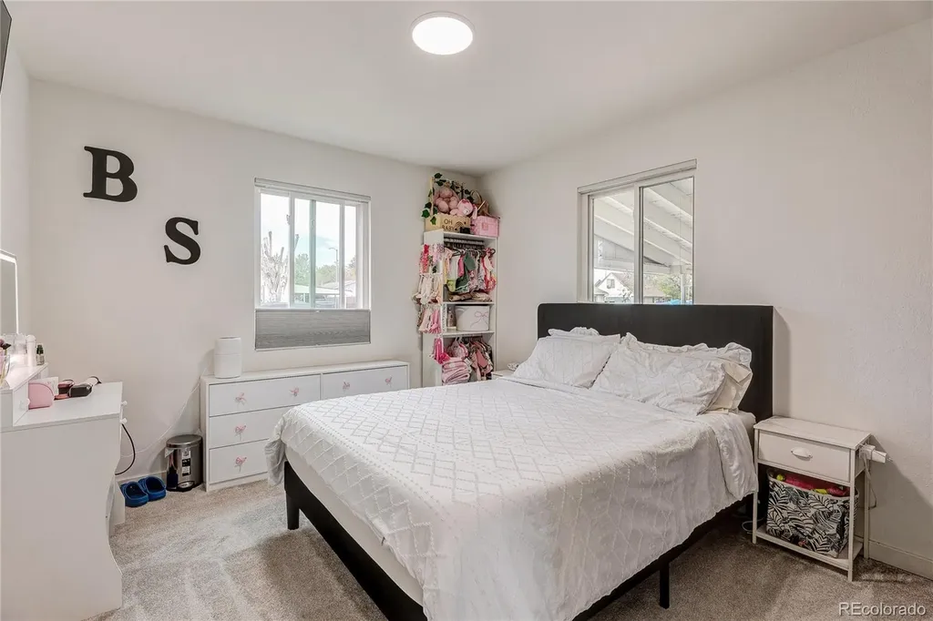 705 Newark Street Aurora CO 80010