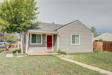 705 Newark Street Aurora CO 80010