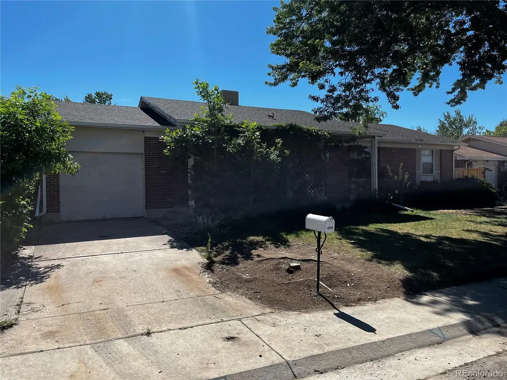 4950 Quentin Street Denver CO 80239