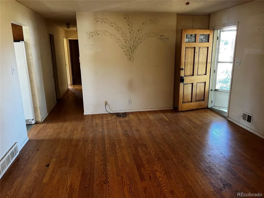 4950 Quentin Street Denver CO 80239
