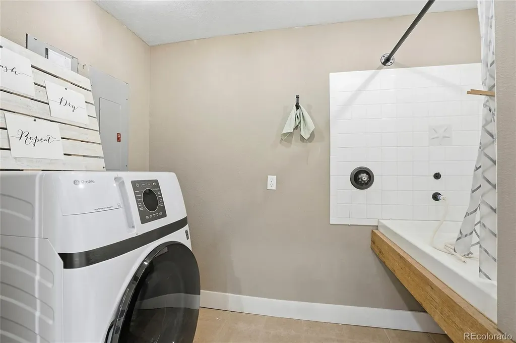 10462 Tomichi Drive Franktown CO 80116