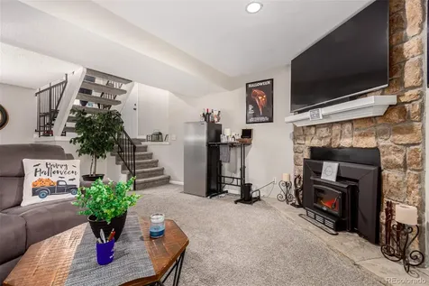 21550 E Alamo Place Centennial CO 80015