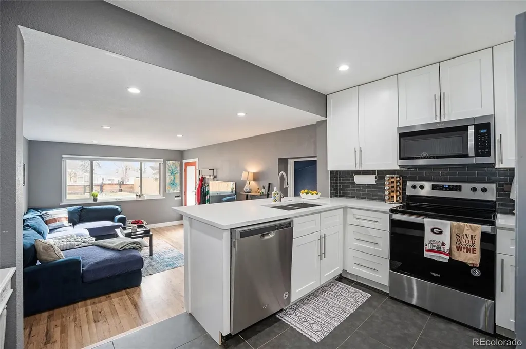 4827 Meade Street Denver CO 80221