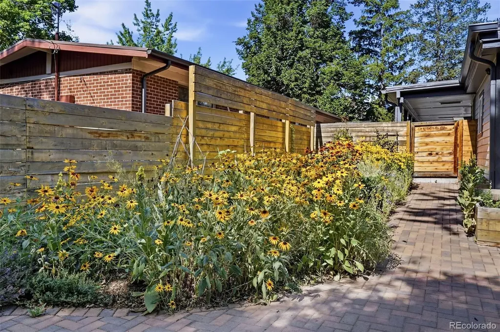 2520 Carr Court Denver CO 80215