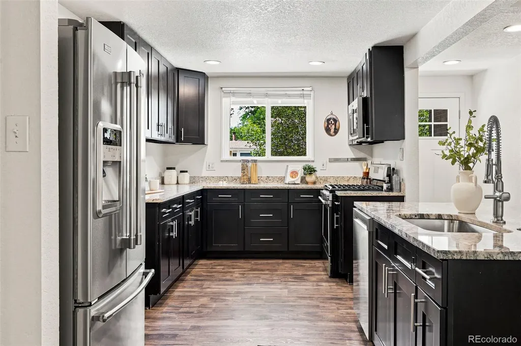 2520 Carr Court Denver CO 80215
