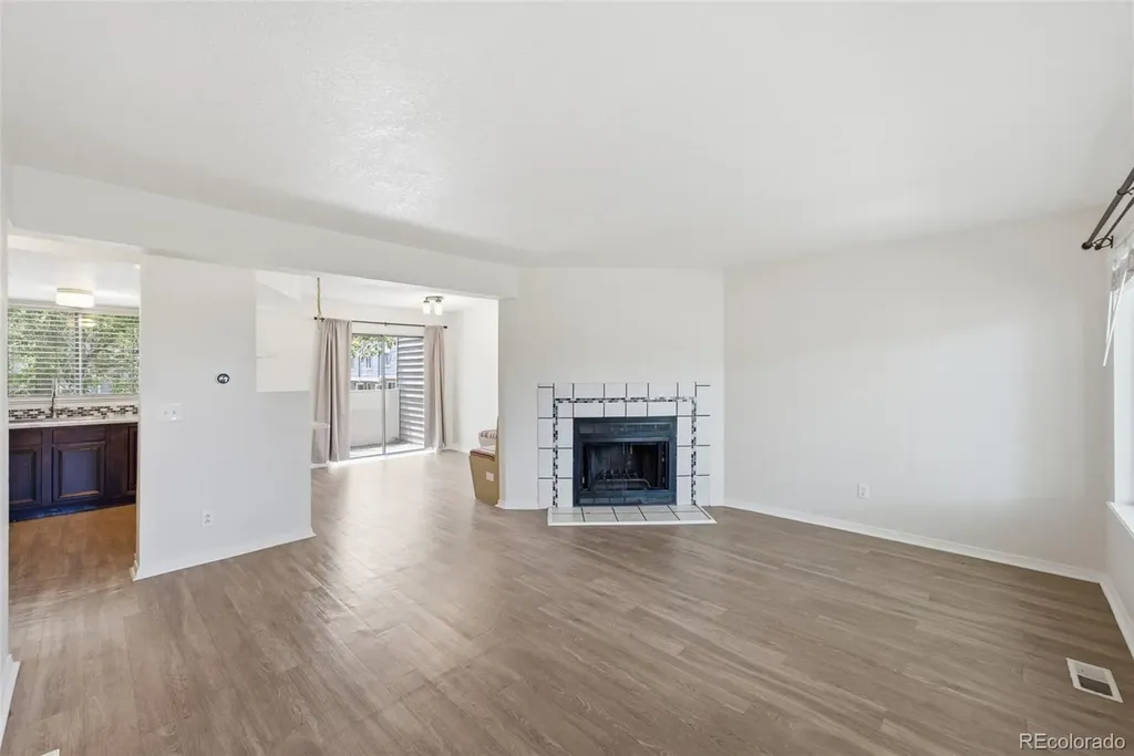 138 S Nome Street Aurora CO 80012