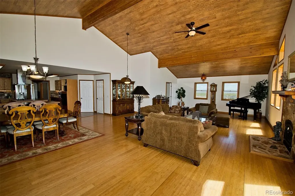 1135 County Road 13 Del Norte CO 81132