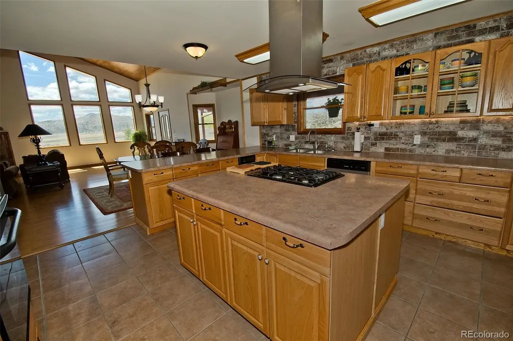 1135 County Road 13 Del Norte CO 81132