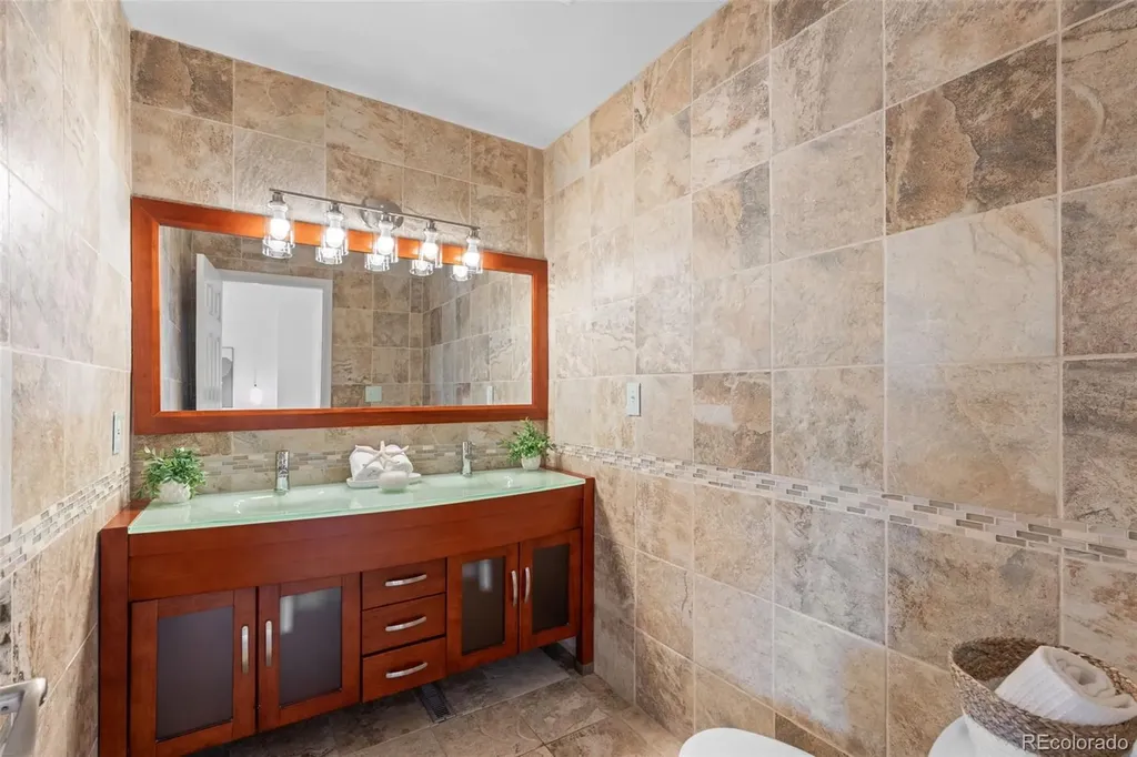 1542 Chambers Drive Boulder CO 80305