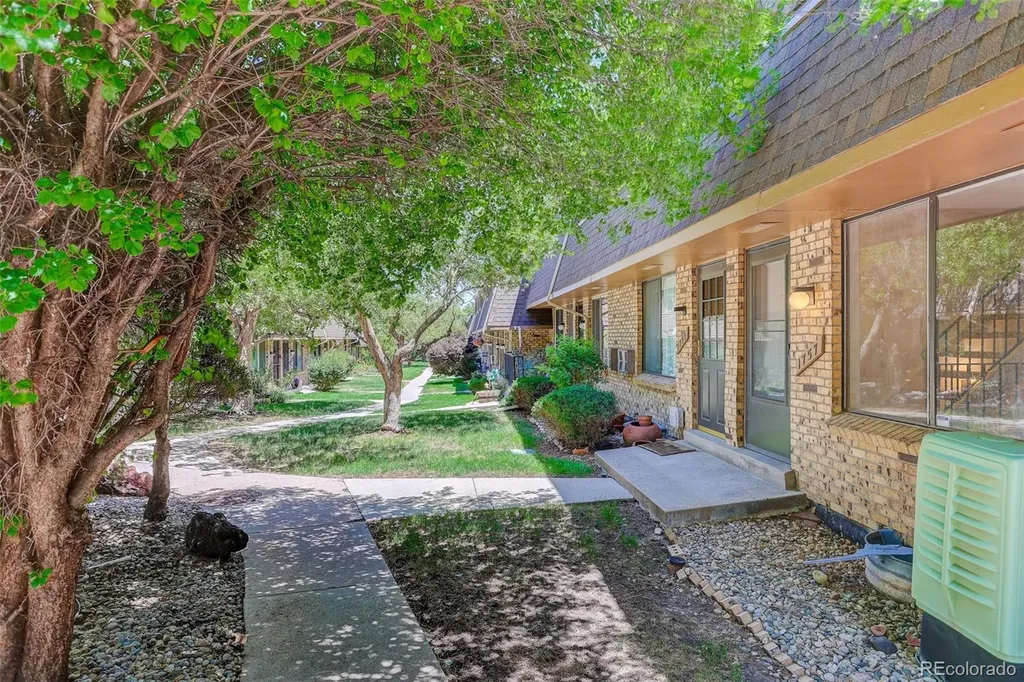 1757 Quail Street Lakewood CO 80215