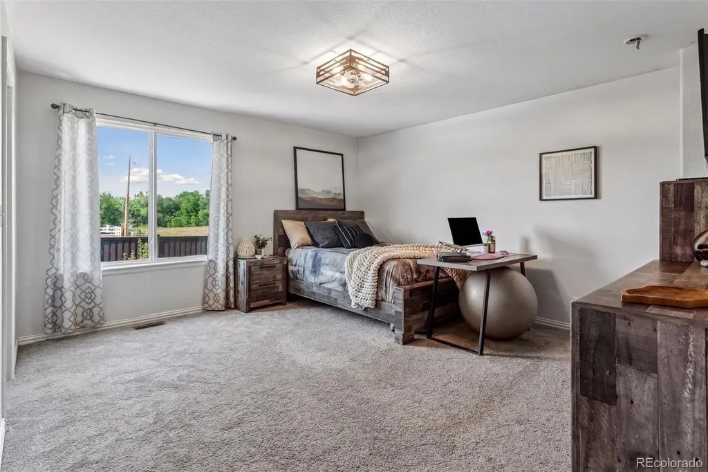 2755 E 111th Drive Denver CO 80233