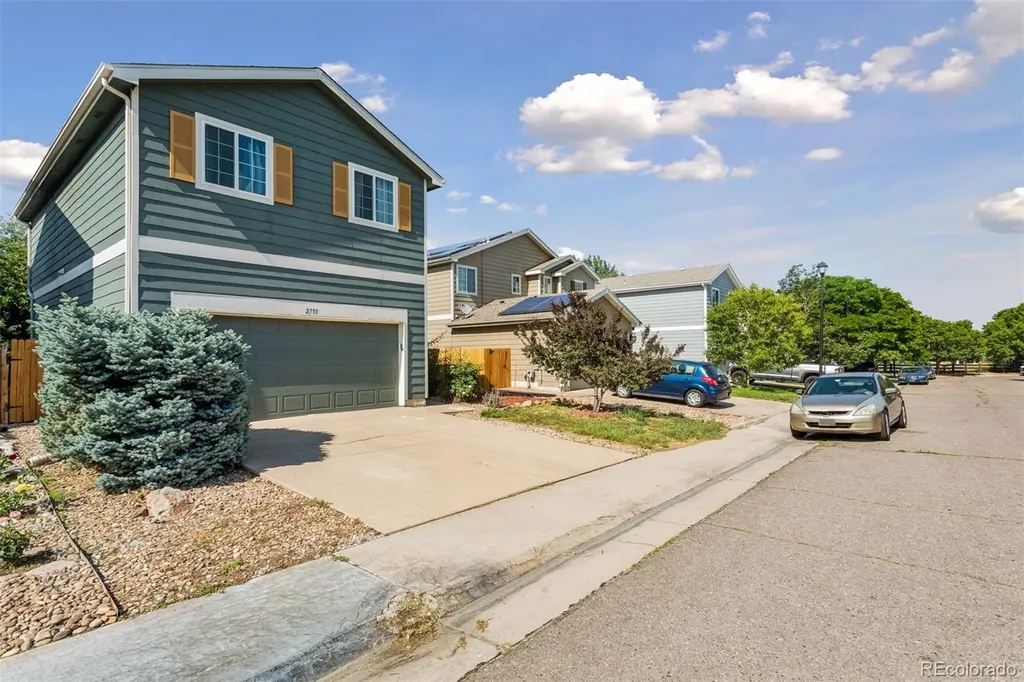 2755 E 111th Drive Denver CO 80233