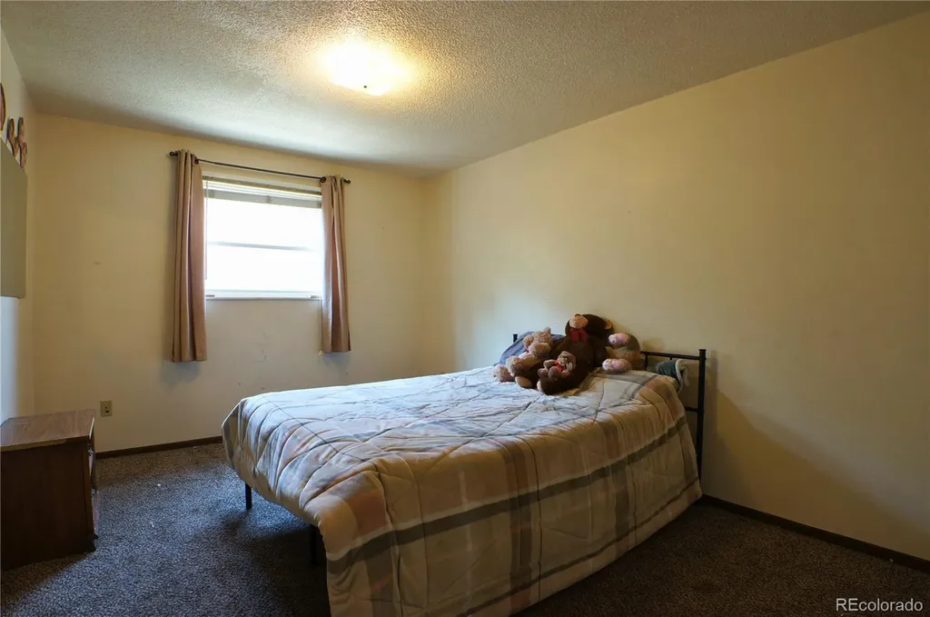 2 Verdosa Drive Pueblo CO 81005