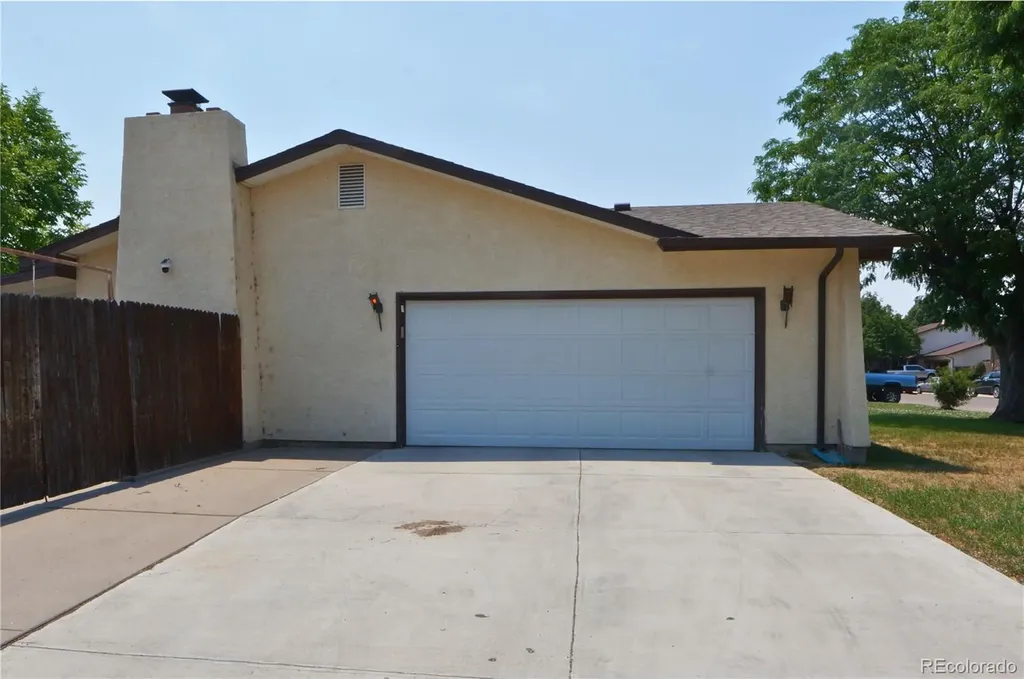 2 Verdosa Drive Pueblo CO 81005