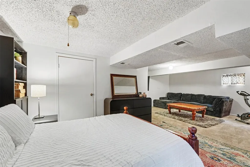 9875 Iris Street Broomfield CO 80021