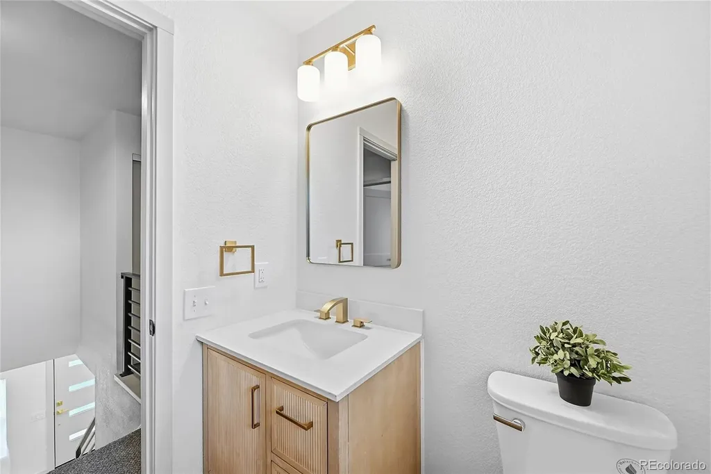 580 S Field Court Denver CO 80226