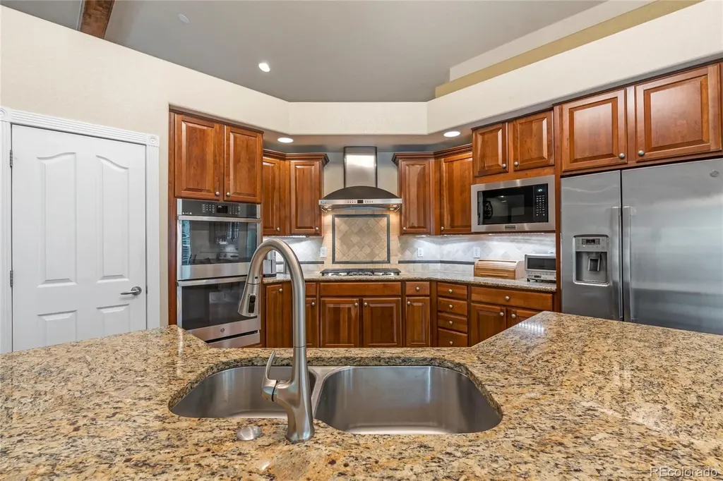 5892 W Hoover Place Littleton CO 80123