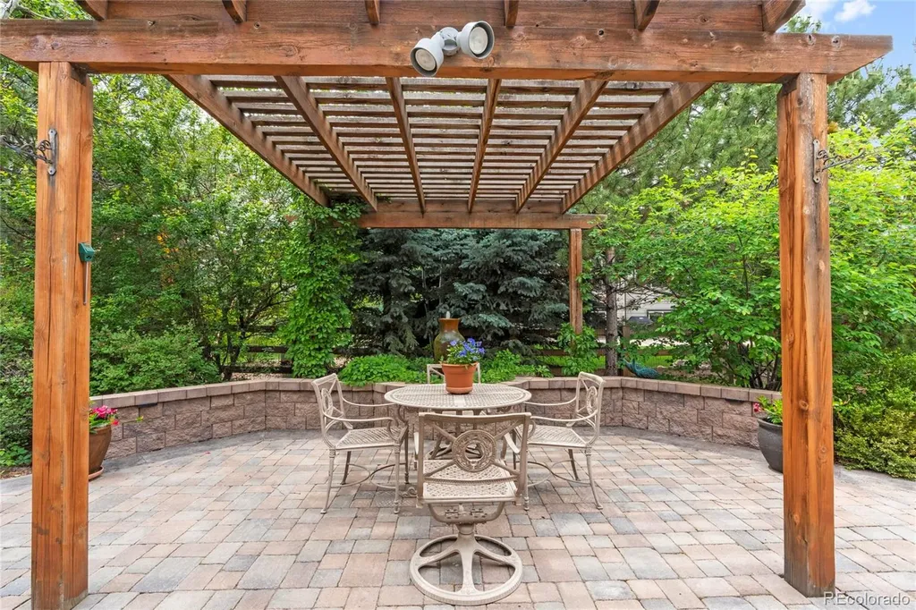 5892 W Hoover Place Littleton CO 80123