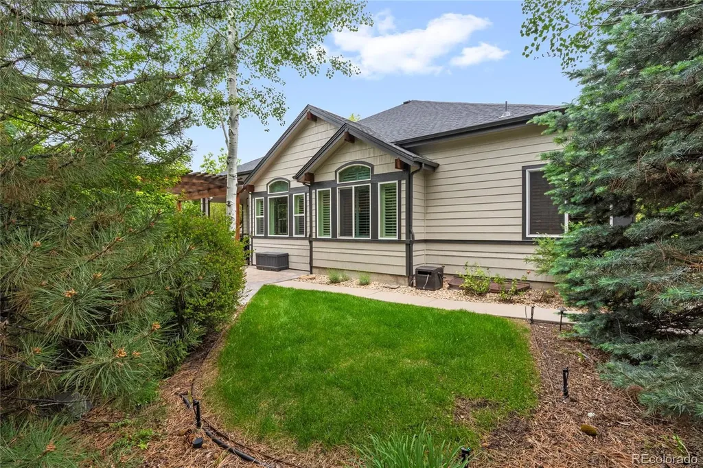 5892 W Hoover Place Littleton CO 80123