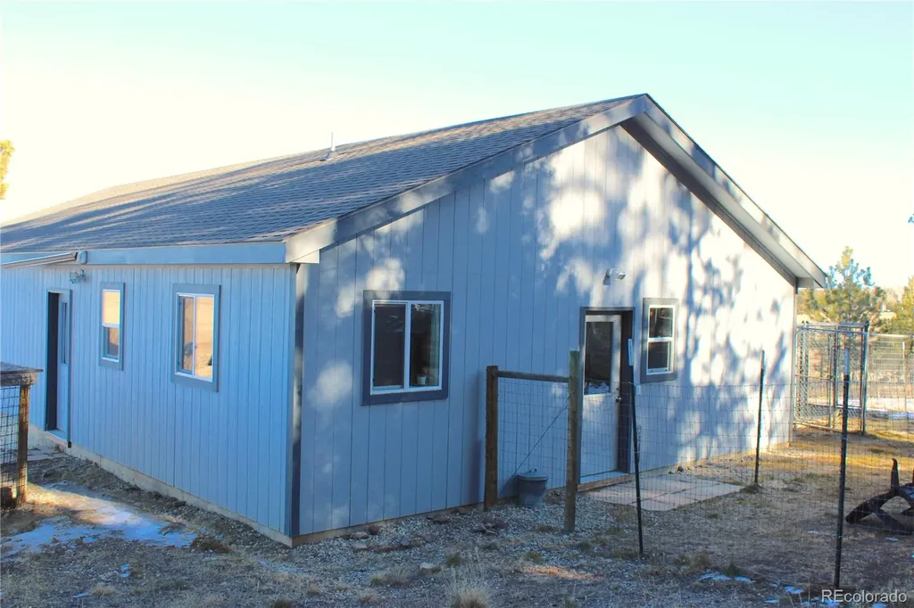 2660 Campfire Road Hartsel CO 80449