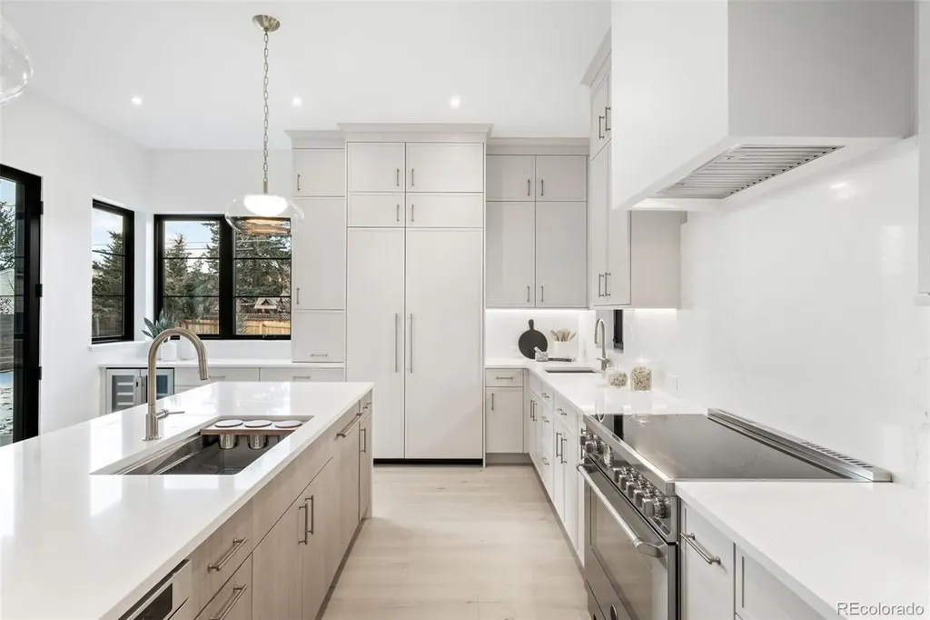 3255 S Clermont Street Denver CO 80222