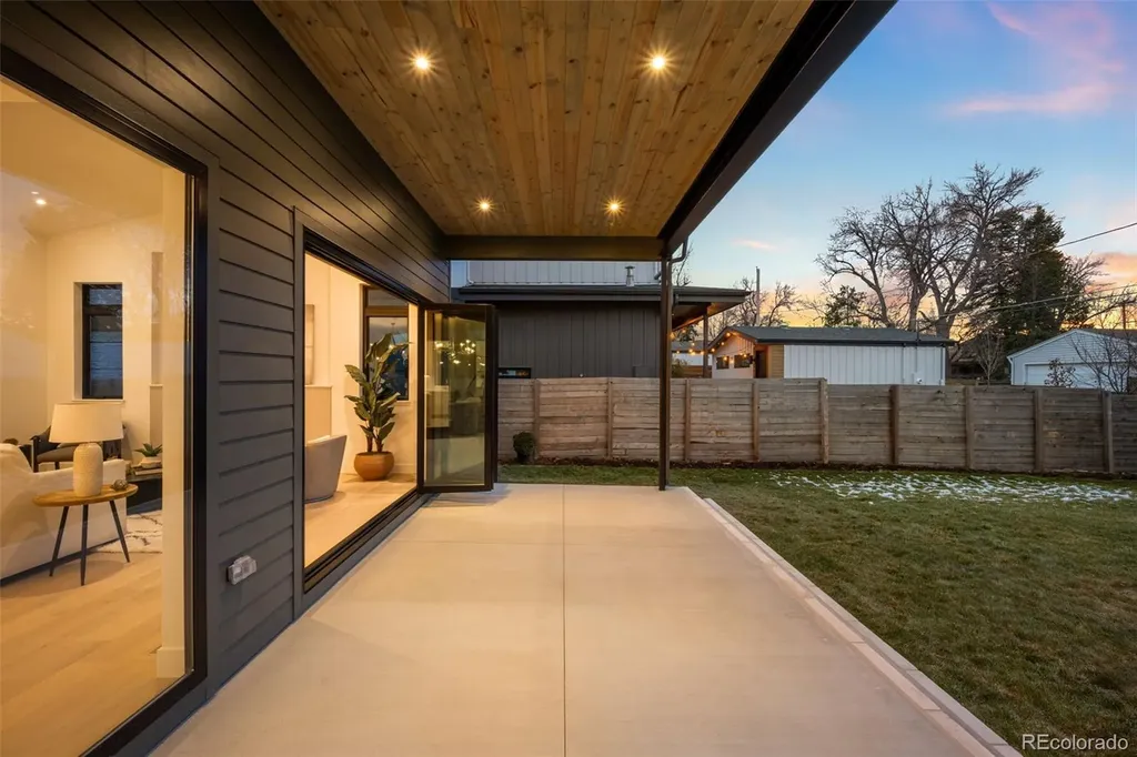 3255 S Clermont Street Denver CO 80222