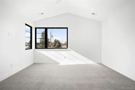 3255 S Clermont Street Denver CO 80222
