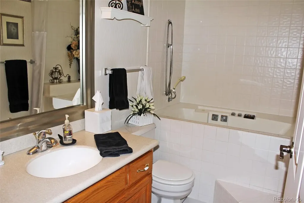 13931 E Marina Drive Aurora CO 80014