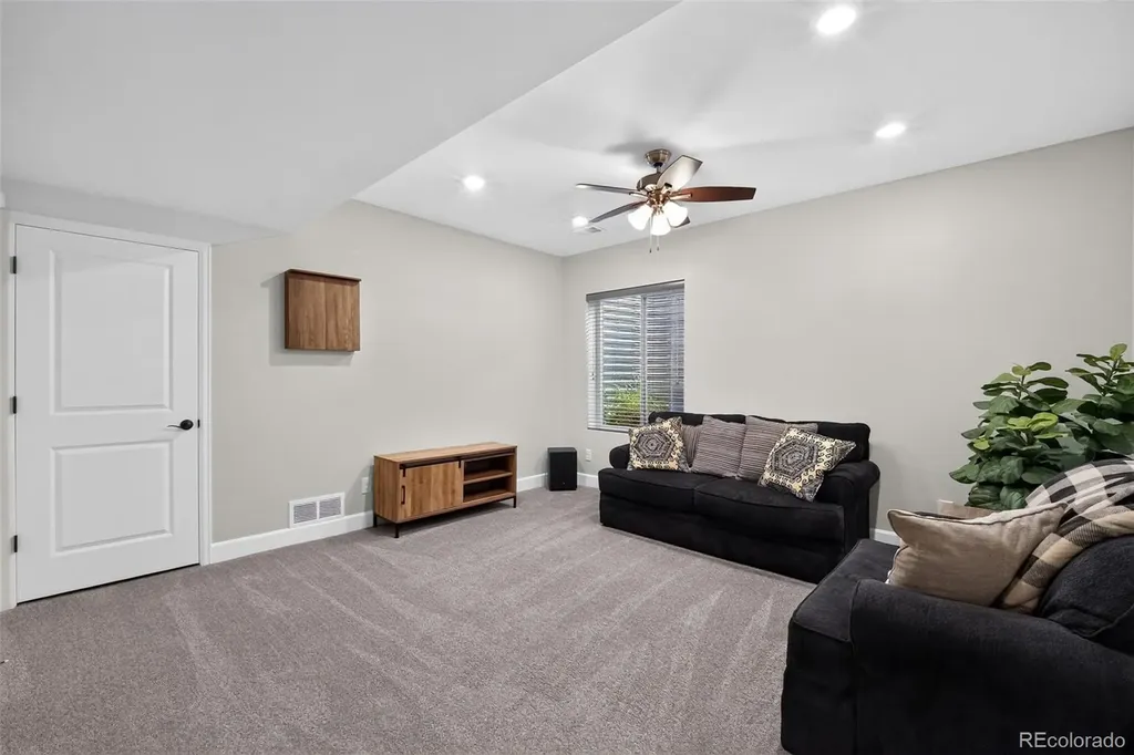 9091 E 59th North Place Denver CO 80238