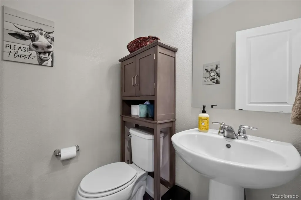 9091 E 59th North Place Denver CO 80238
