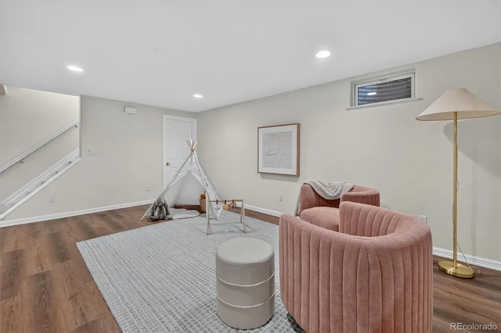 3019 S Eaton Street Denver CO 80227