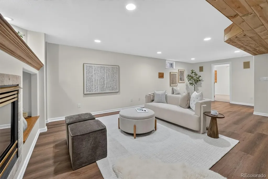 3019 S Eaton Street Denver CO 80227