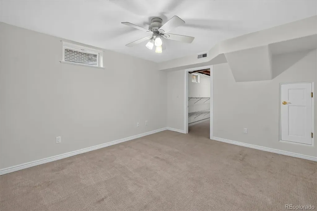 3019 S Eaton Street Denver CO 80227
