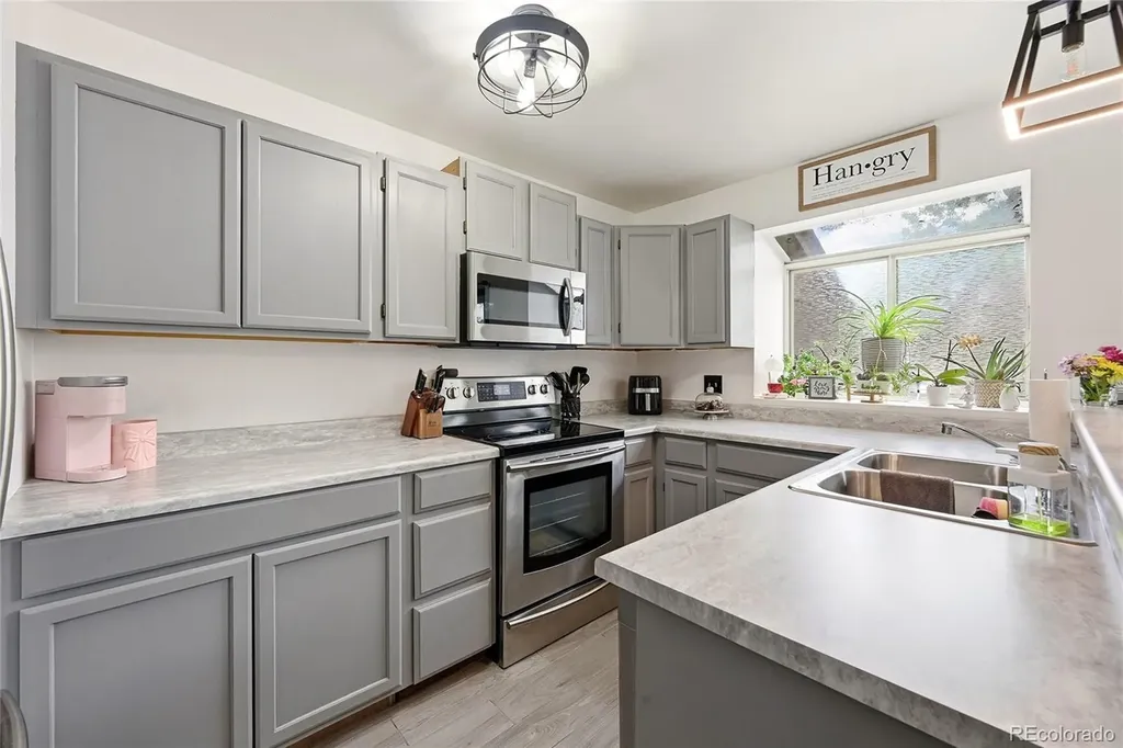 9713 W Chatfield Avenue Littleton CO 80128